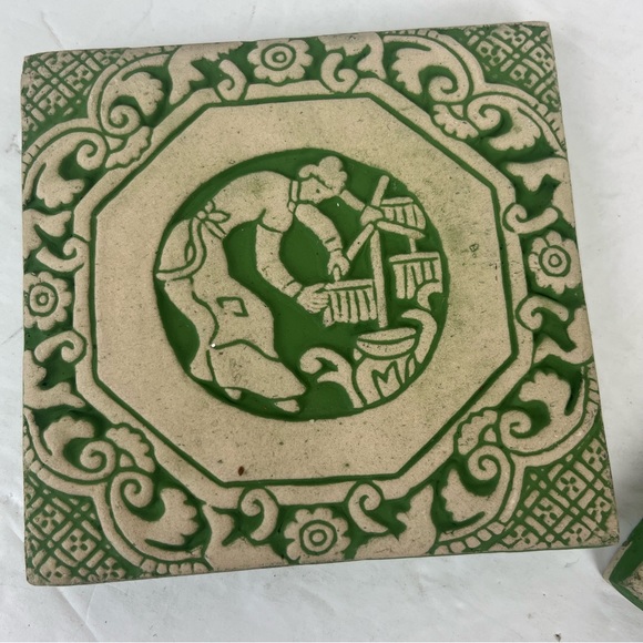 Monrovian Pottery & Tile works PA -vintage repro in green & cream-2pc - Picture 6 of 13